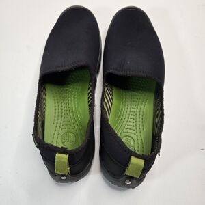 CROCS Black and‎ Green Loafers